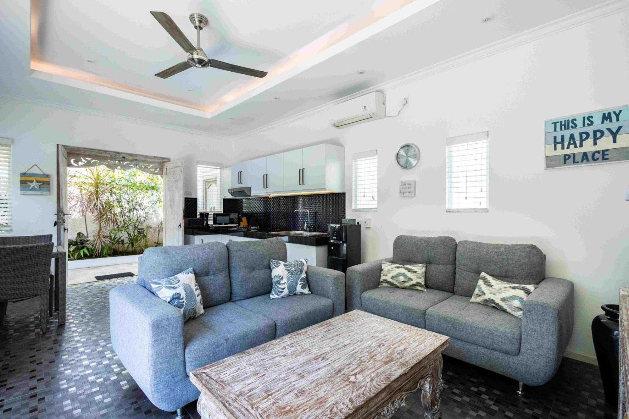 Charming, Villa Sofie - Central Sanur With Refreshing Pool 외부 사진