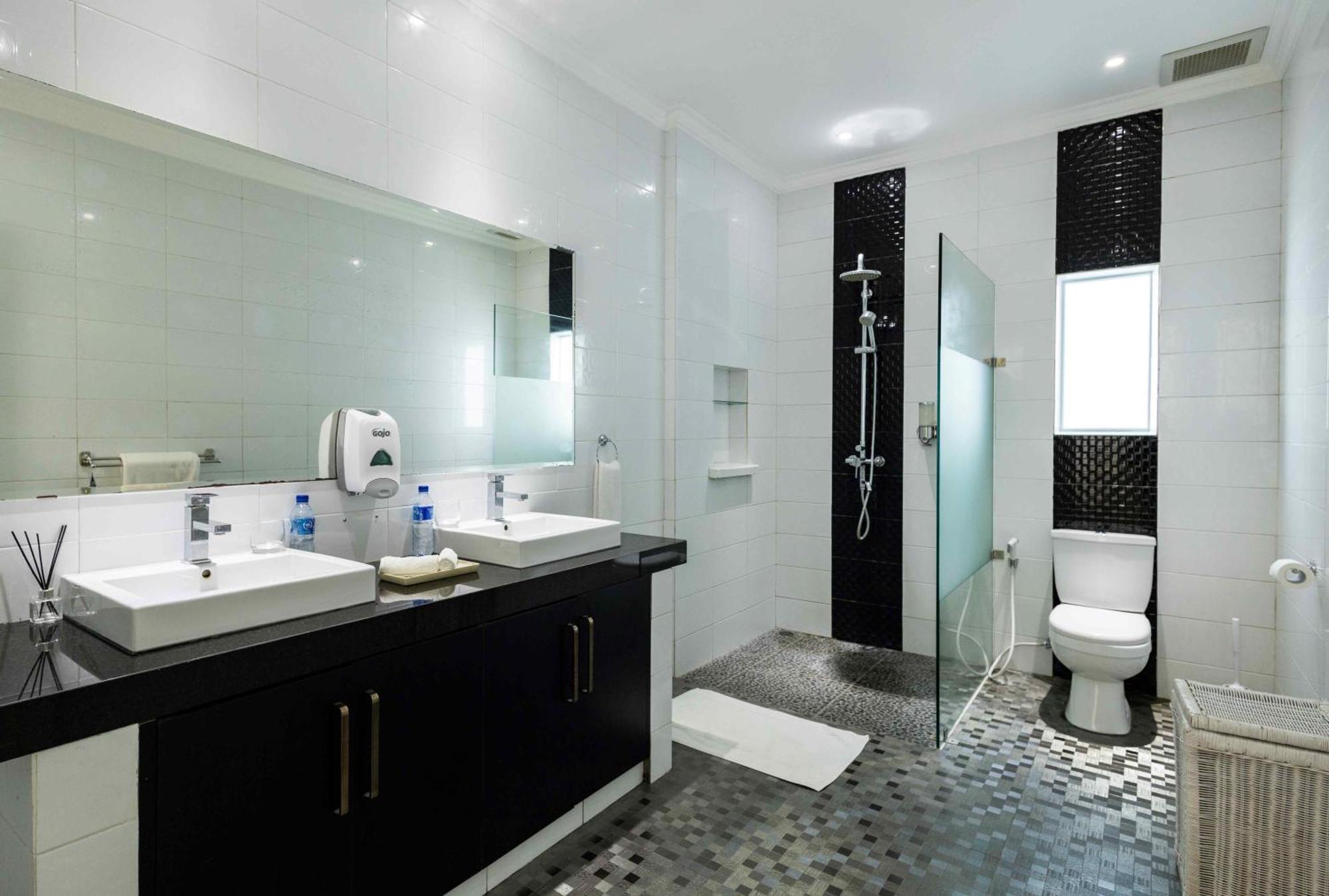 Charming, Villa Sofie - Central Sanur With Refreshing Pool 외부 사진