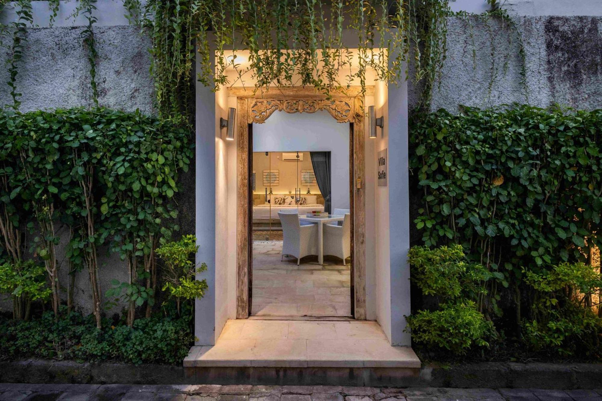 Charming, Villa Sofie - Central Sanur With Refreshing Pool 외부 사진